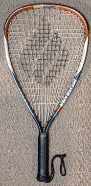 EKTELON Energy 900 Power Level Racquetball Racquet with Case